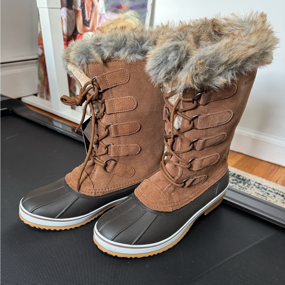 NWT Northside Winter Boots